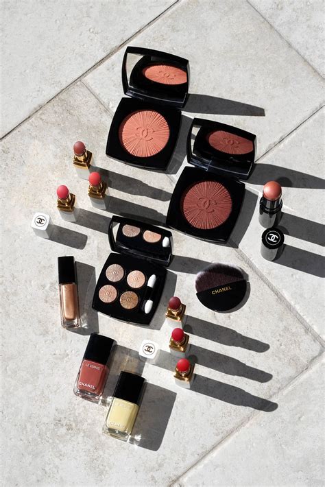 chanel spring summer 2022 makeup|NEW CHANEL SPRING SUMMER MAKEUP COLLECTION 2022.